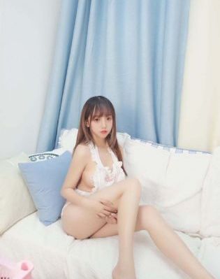 欧美女人大肥屄毛茸茸_1080高清在线观看