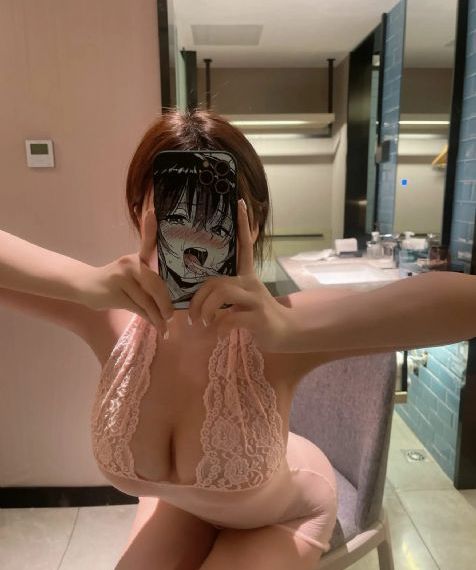 女厕嘘嘘一区二区三区视频_1080P完整视频观看
