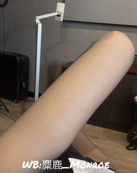一个人视频在线观看动漫www_超清在线手机播放