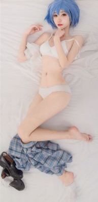 欧美娇小摘花hdxxx_高清韩国电影在线观看